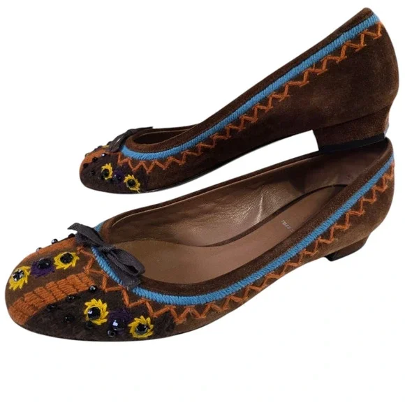 Brown Suede Miu Miu crystal embroidered Kitten heel sz 8 - Picture 4 of 9